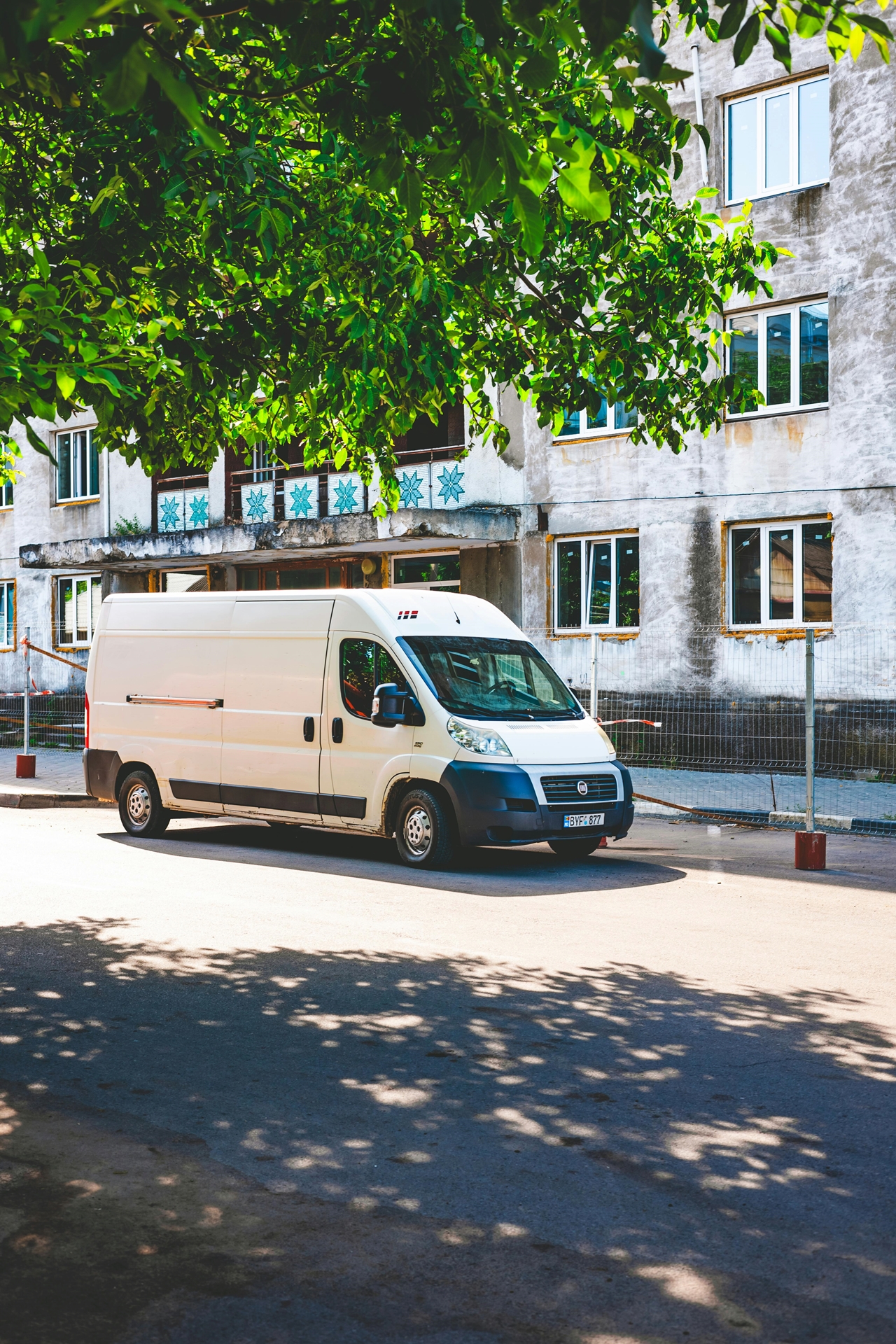 Fleet vehicle tracking